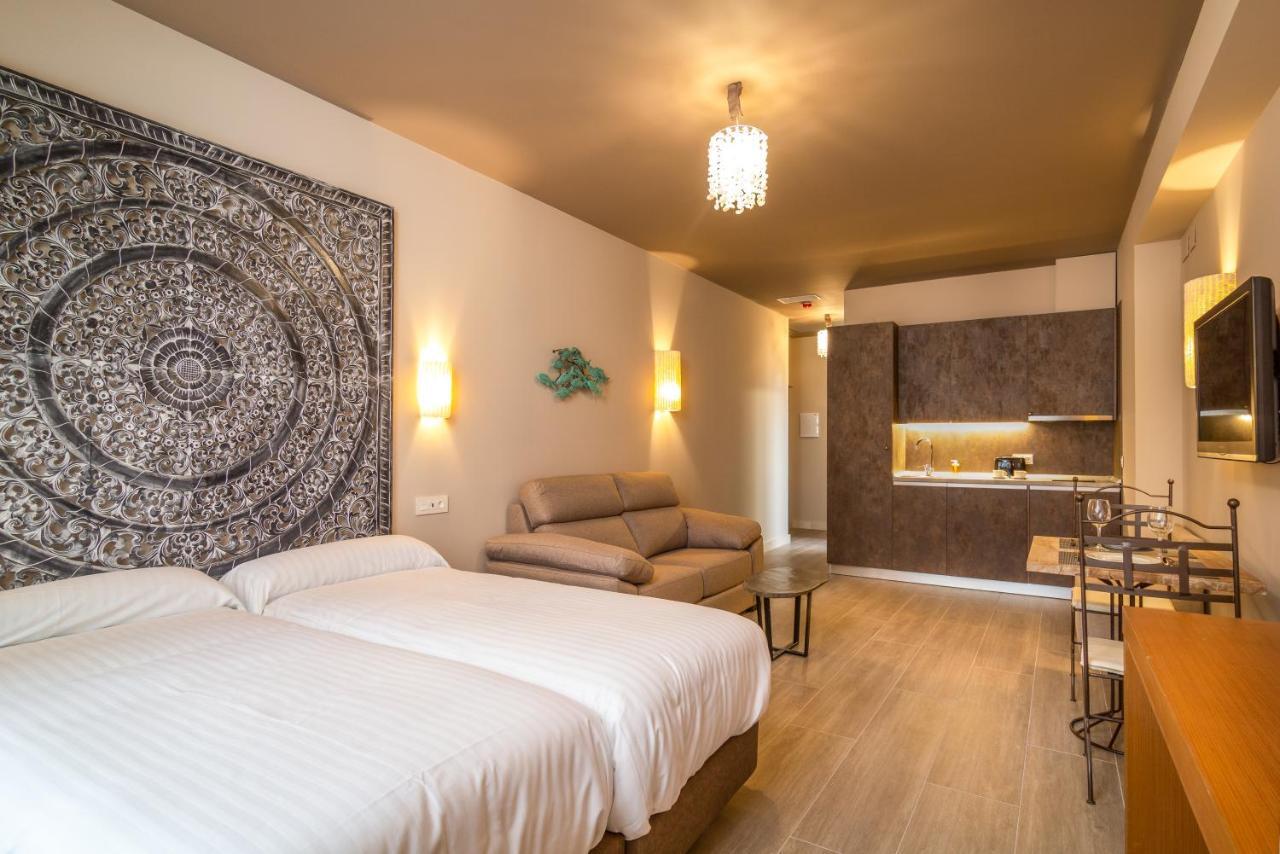 Apartamentos Sevilla Este By Qhotels Экстерьер фото