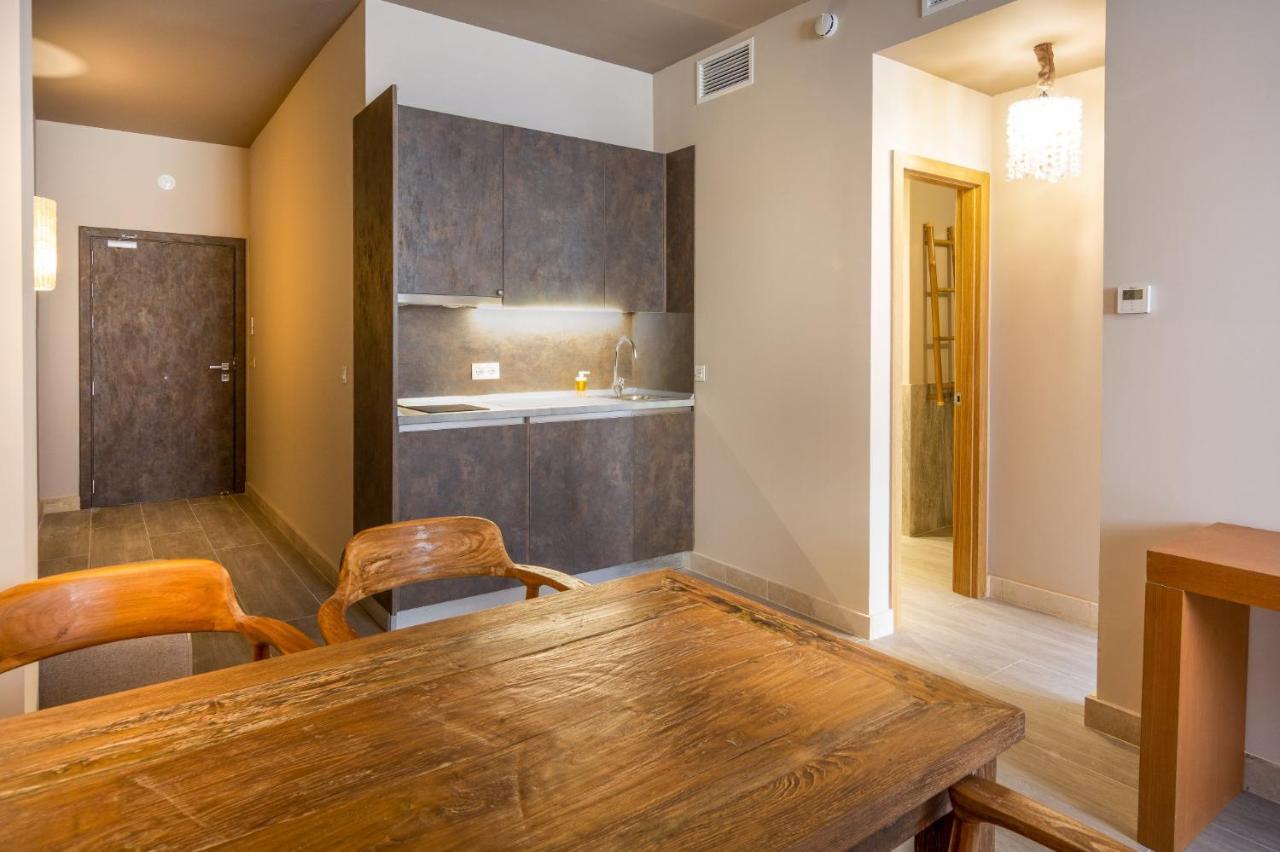 Apartamentos Sevilla Este By Qhotels Экстерьер фото